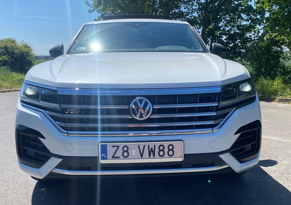 Volkswagen Touareg cena 219900 przebieg: 124000, rok produkcji 2018 z Szczecin małe 631